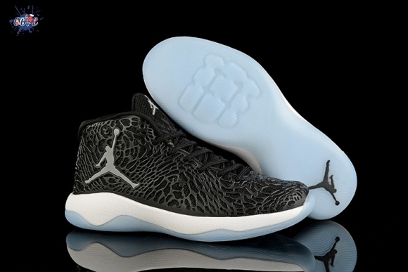 Meilleures Jordan Ultra.Fly Noir Blanc