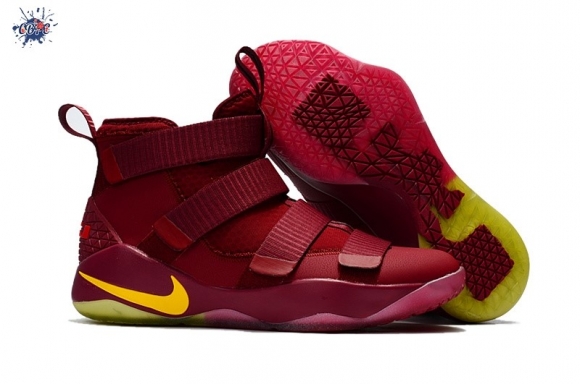 Meilleures Nike Lebron Soldier XI 11 Enfant "Cavs" Rouge Jaune