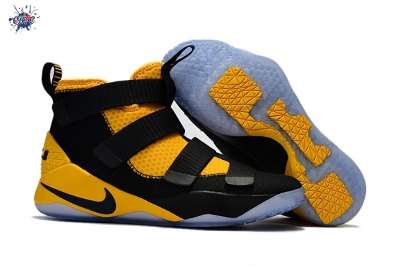 Meilleures Nike Lebron Soldier XI 11 Enfant Noir Jaune